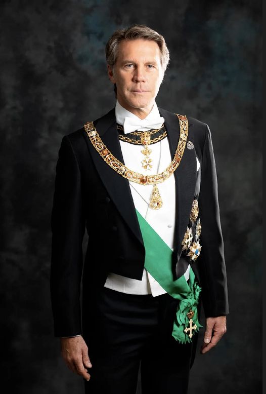 Jo Karališkoji Didenybė Savojos princas Emanueleʼis Filibertoʼas Umbertoʼas Rezaʼas Ciroʼas René Maria, Pjemonto princas, Venecijos princas